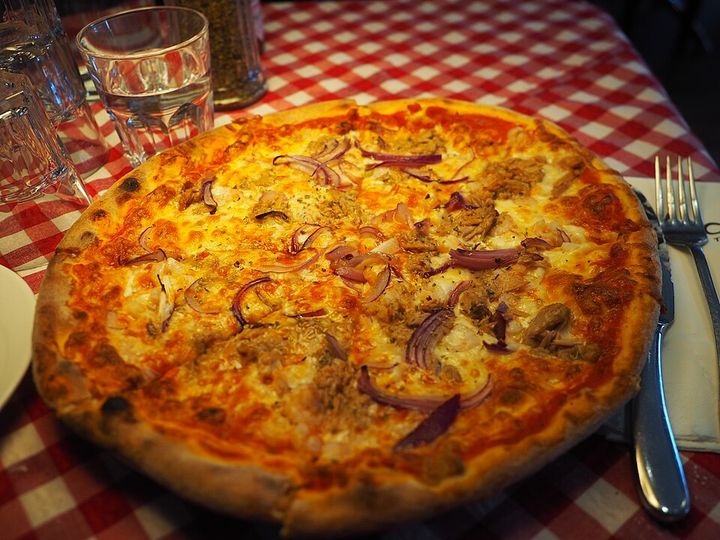 Pizza Tonno e Cipolla